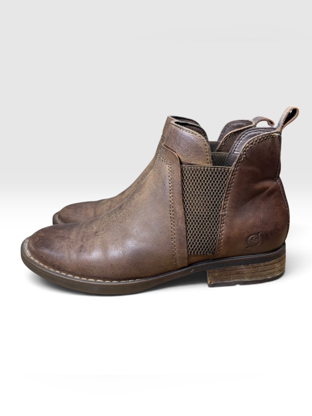 Born Chelsea Boots Womens 7 Brown Distressed Leather Ankle Booties Pull On